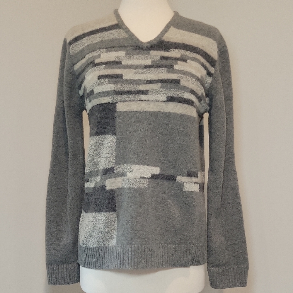 Vintage DKNY Wool Blend V-Neck Sweater Medium